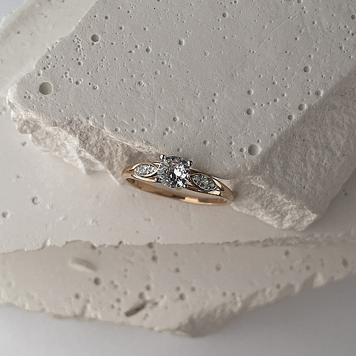 Каблучка з комбінованого золота з фіанітами 13400/01/1/2112 №6